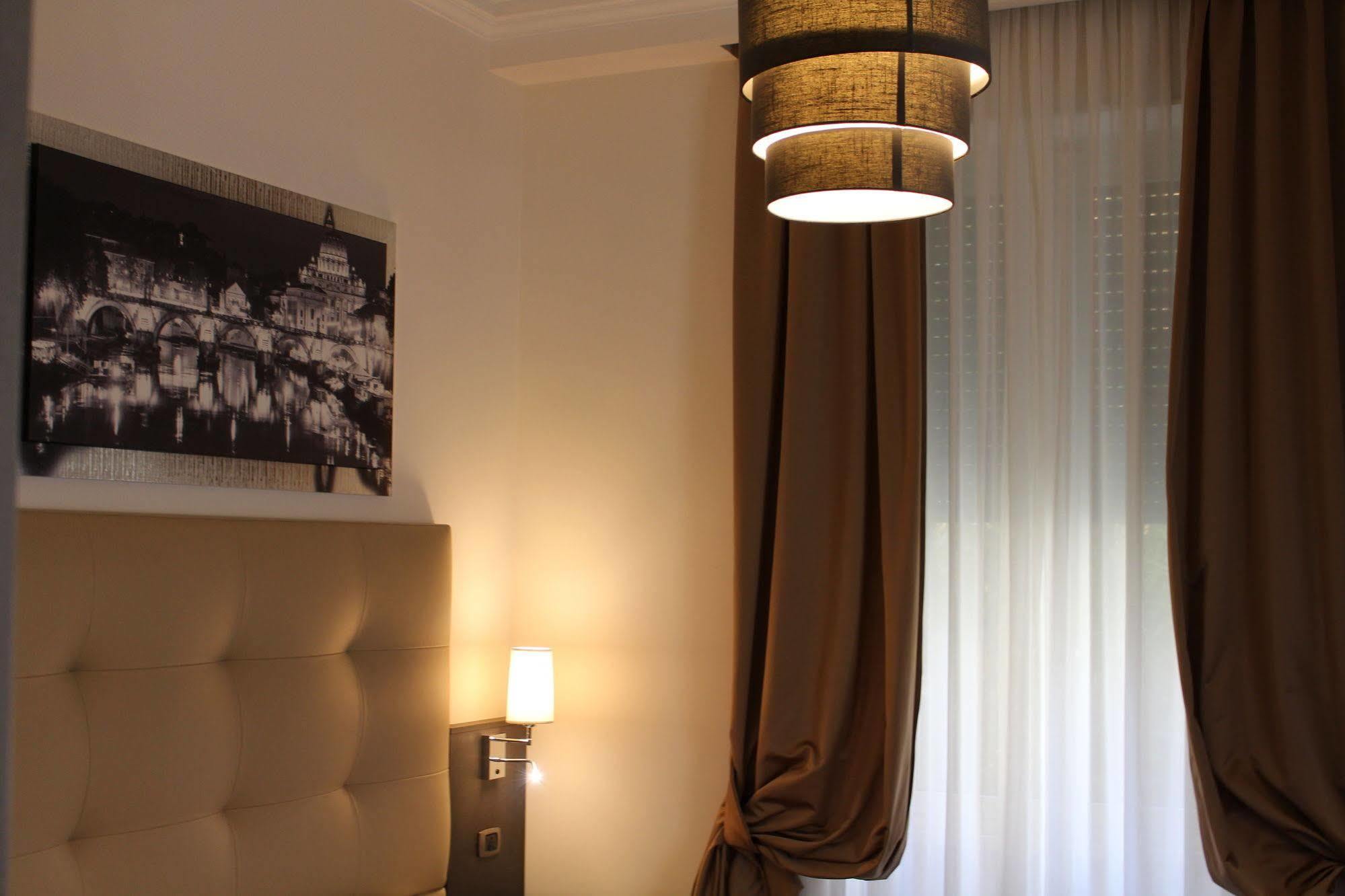Aventino Couette-café 2*